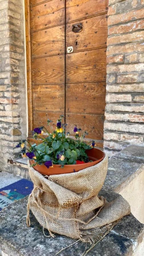 פוליניו Umbria In Bike B&B מראה חיצוני תמונה